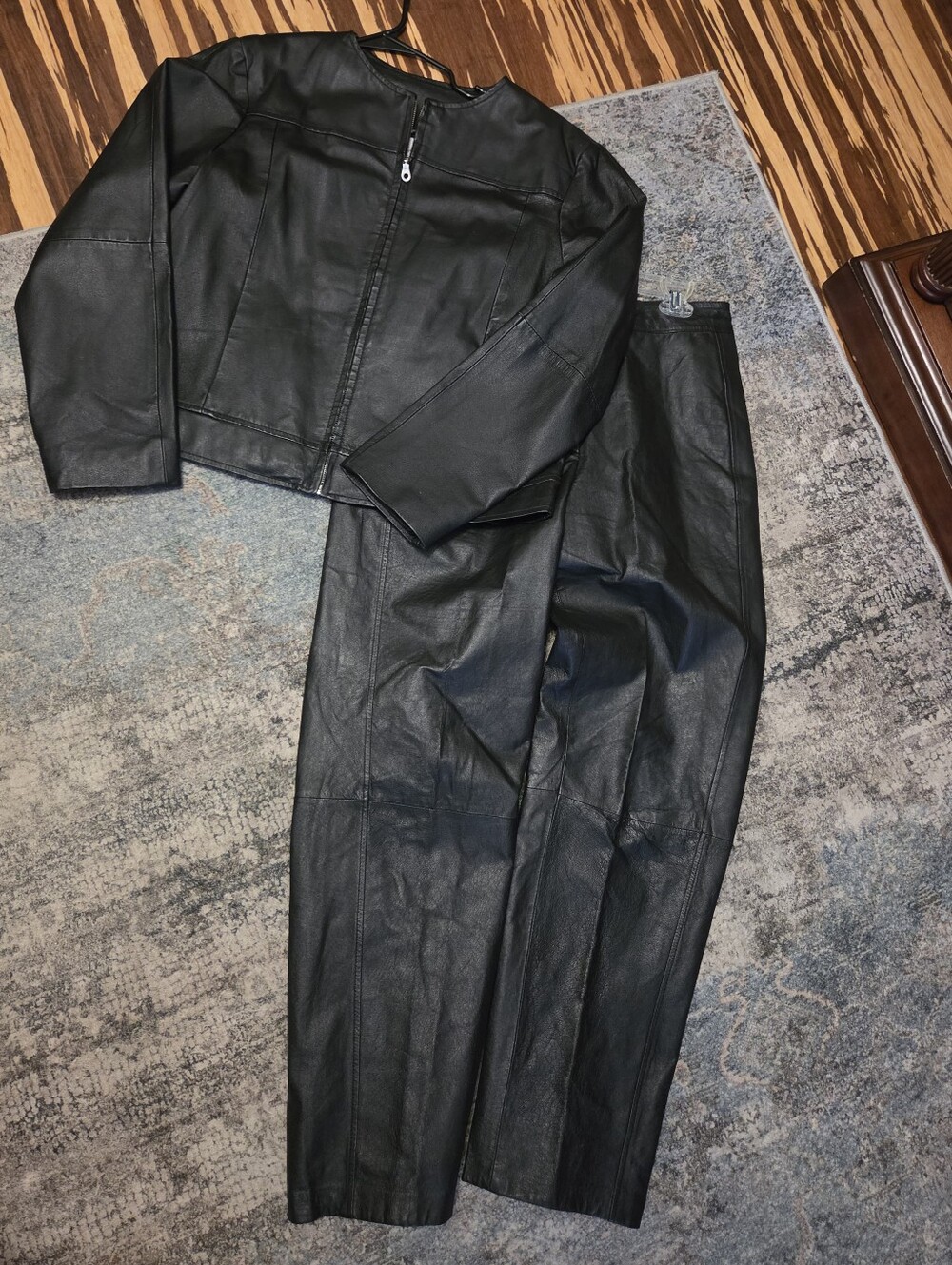 Vintage Real Comfort 100% Black Leather 2pc Matching Jacket & Pants Set — L / 12